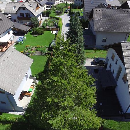 Apartments And Holiday Home Grohar Кранська Гора Екстер'єр фото